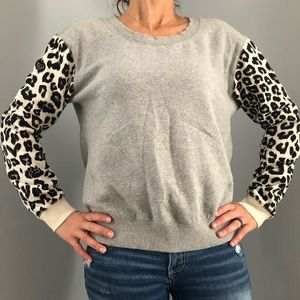 Fox Crewneck Sweatshirt! Size L.